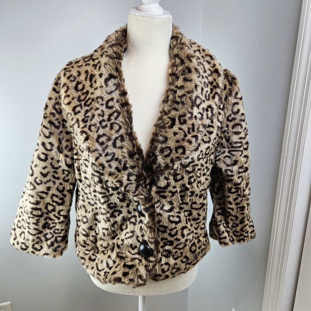 Faux fur cheeta coat
